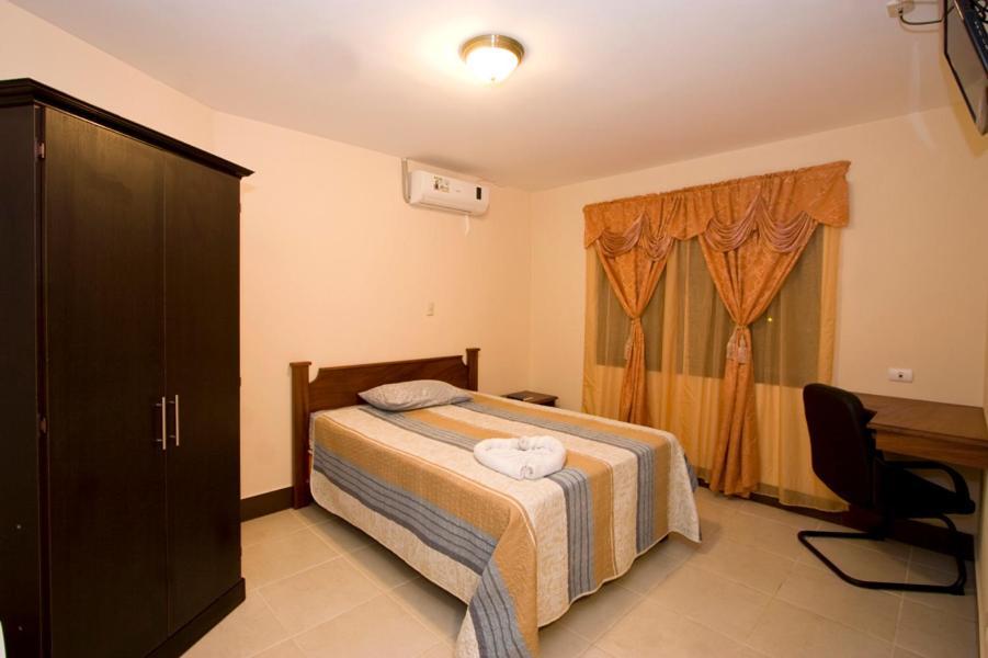 Hotel El Cerro Liberia Ngoại thất bức ảnh